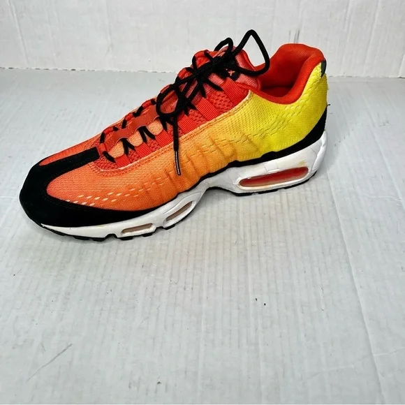 Nike Air Max 95 EM Sunset Pack Men’s Sneakers 554971-886. Engineered Mesh SZ 11